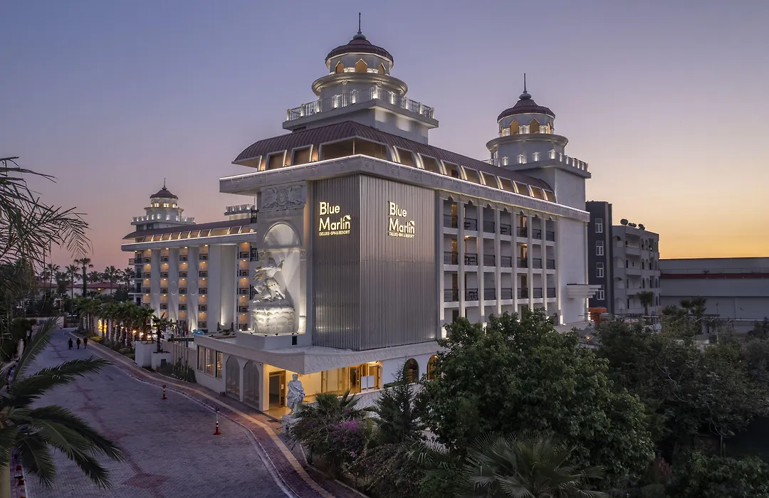 Blue Marlin Deluxe Spa&Resort-1